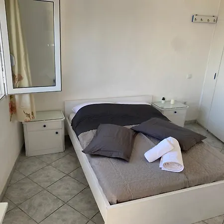 Apartment Poseidon Street νεα μεσαγγαλα γκαρσονιέρα 2 Nea Mesagkala