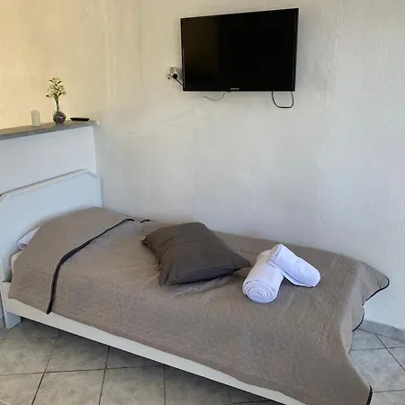 Poseidon Street νεα μεσαγγαλα γκαρσονιέρα 2 Apartment