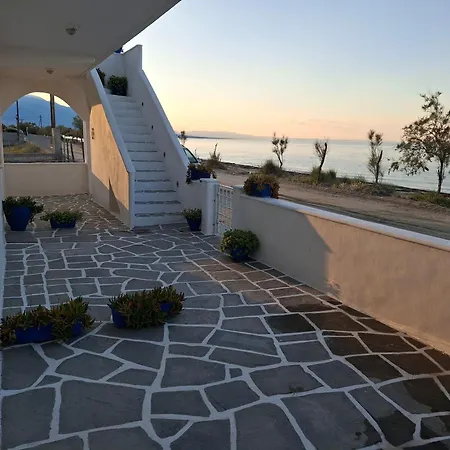 Poseidon Street νεα μεσαγγαλα γκαρσονιέρα 2 *