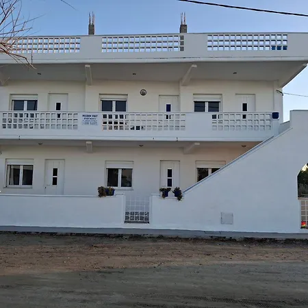 Poseidon Street νεα μεσαγγαλα γκαρσονιέρα 2 Nea Mesagkala